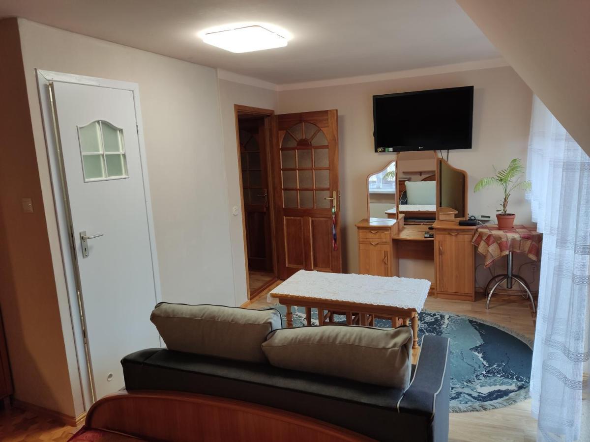Podelniska Porąbka Exteriér fotografie